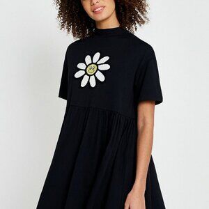 Lazy Oaf Giant Daisy black relaxed tee shirt dress